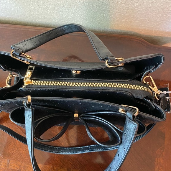 Crossi Big Black Bow Convertible Bag NWT Cruelty Free - Picture 7 of 16